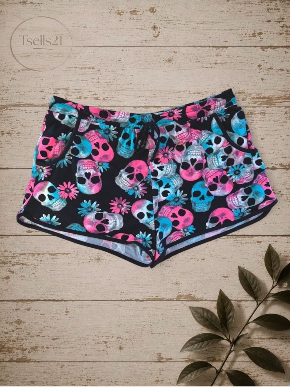 No Boundaries Colorful Sugar Skull Dolphin Shorts - Size XXL